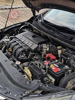 نیسان سێنترا